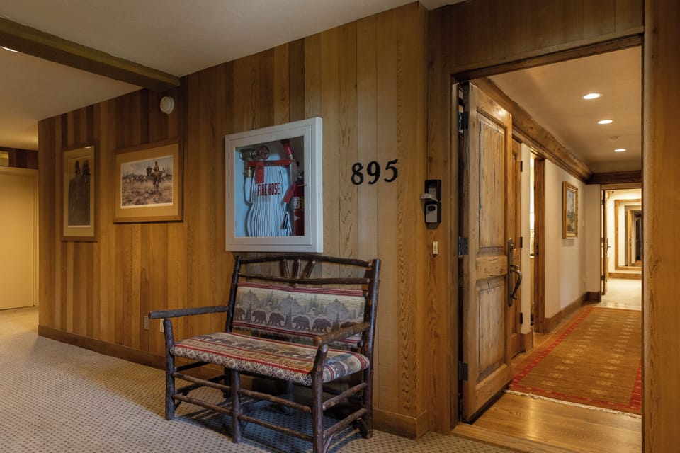 Lobby condo entrance