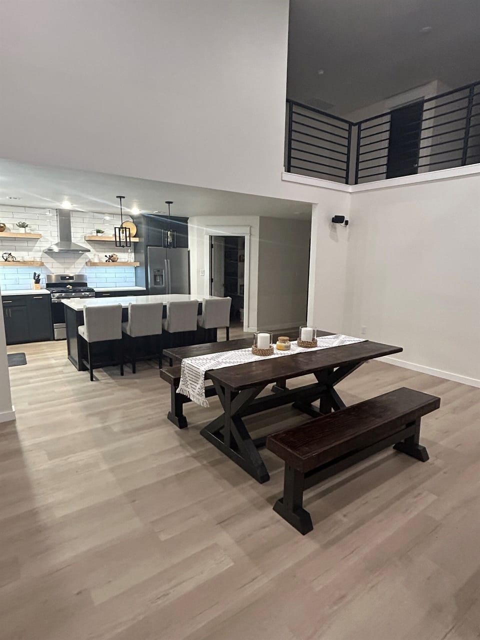 Dining room table