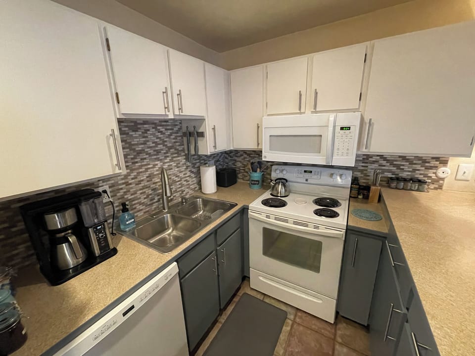 Fully stocked kitchen.