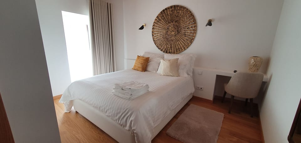 Family Condo | Free WiFi, bed sheets, wheelchair access