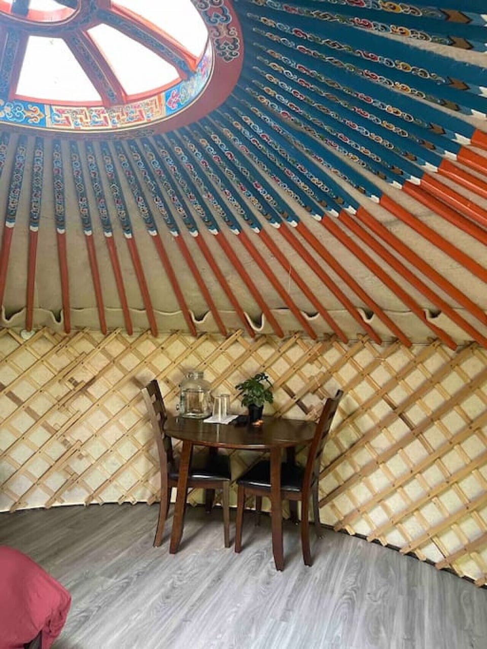 Mongolian yurt with Queen size bed and propane heater. No electricity, lanterns provided.