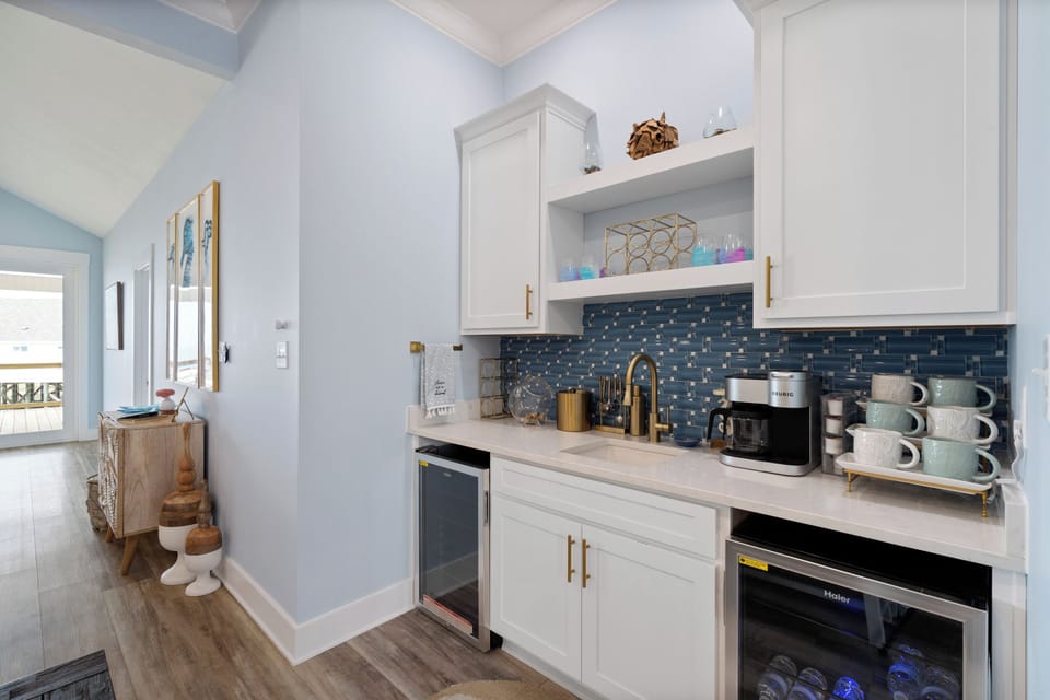 Wine Cooler & Coffee Bar 