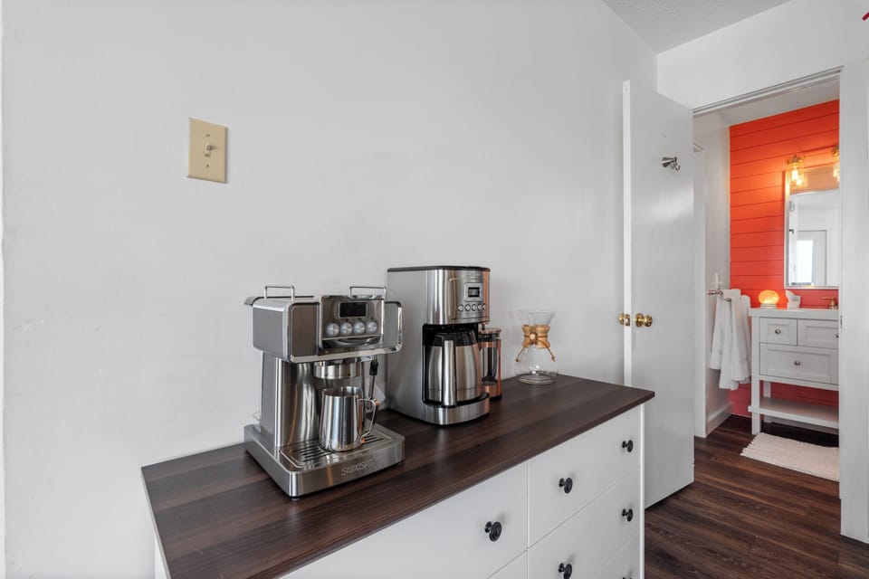 Coffee Bar 