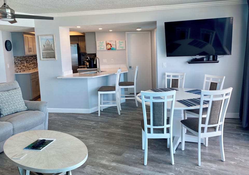 Updated living area with open kitchen area