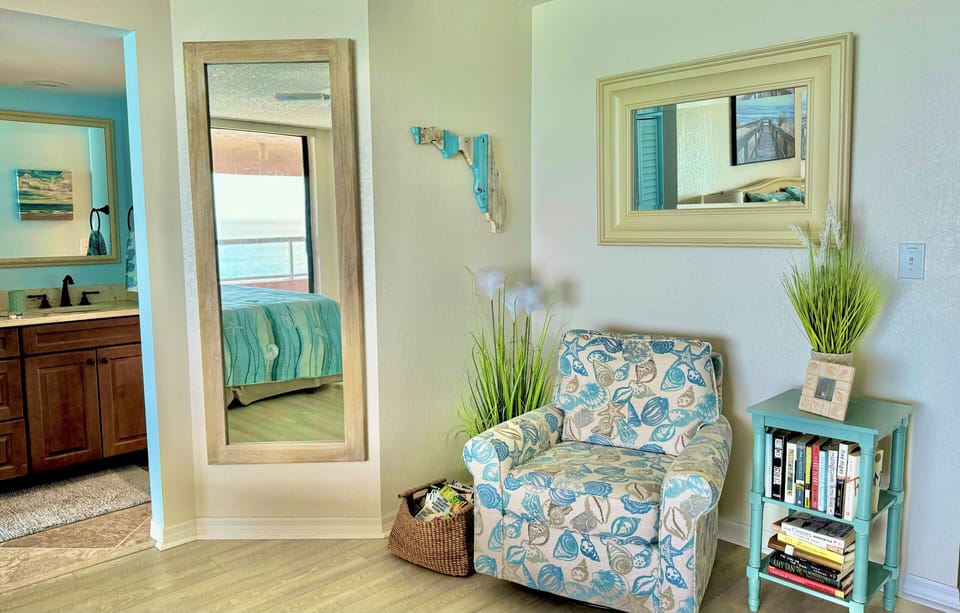 Master Bedroom sitting/reading area