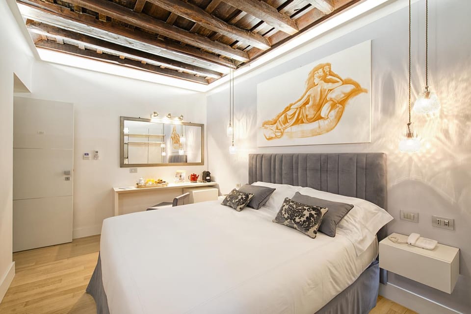 Premium bedding, minibar, in-room safe, desk