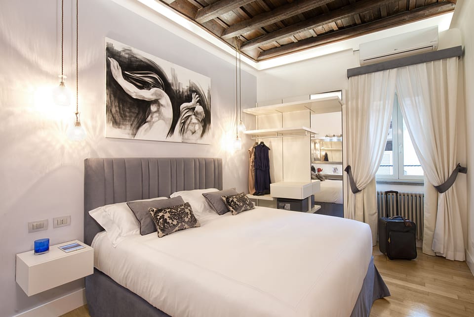 Double Room | Premium bedding, minibar, in-room safe, desk