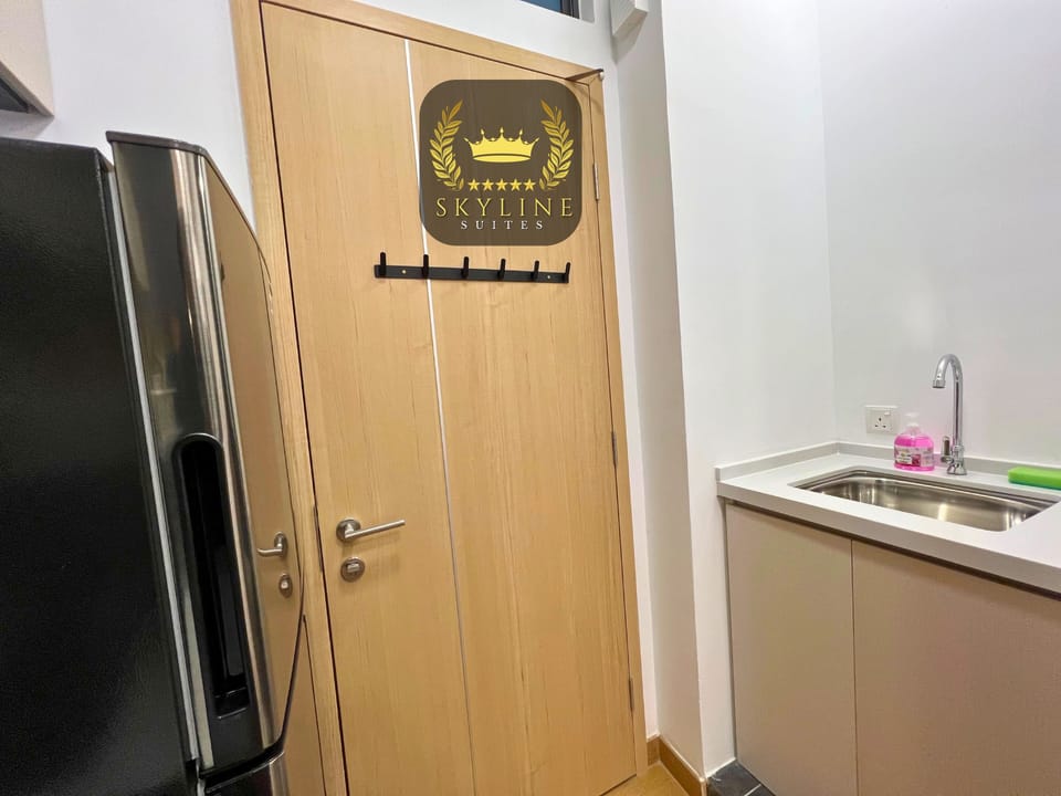 Mini-refrigerator