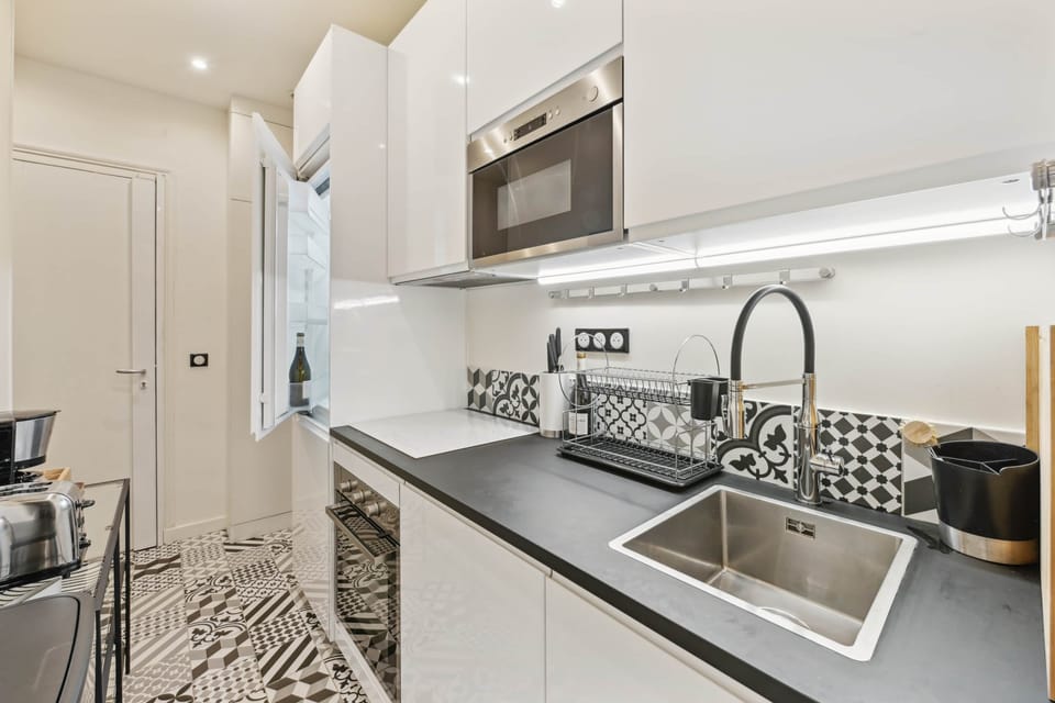 Eiffel Apartment (D2) – La Maison Kléber