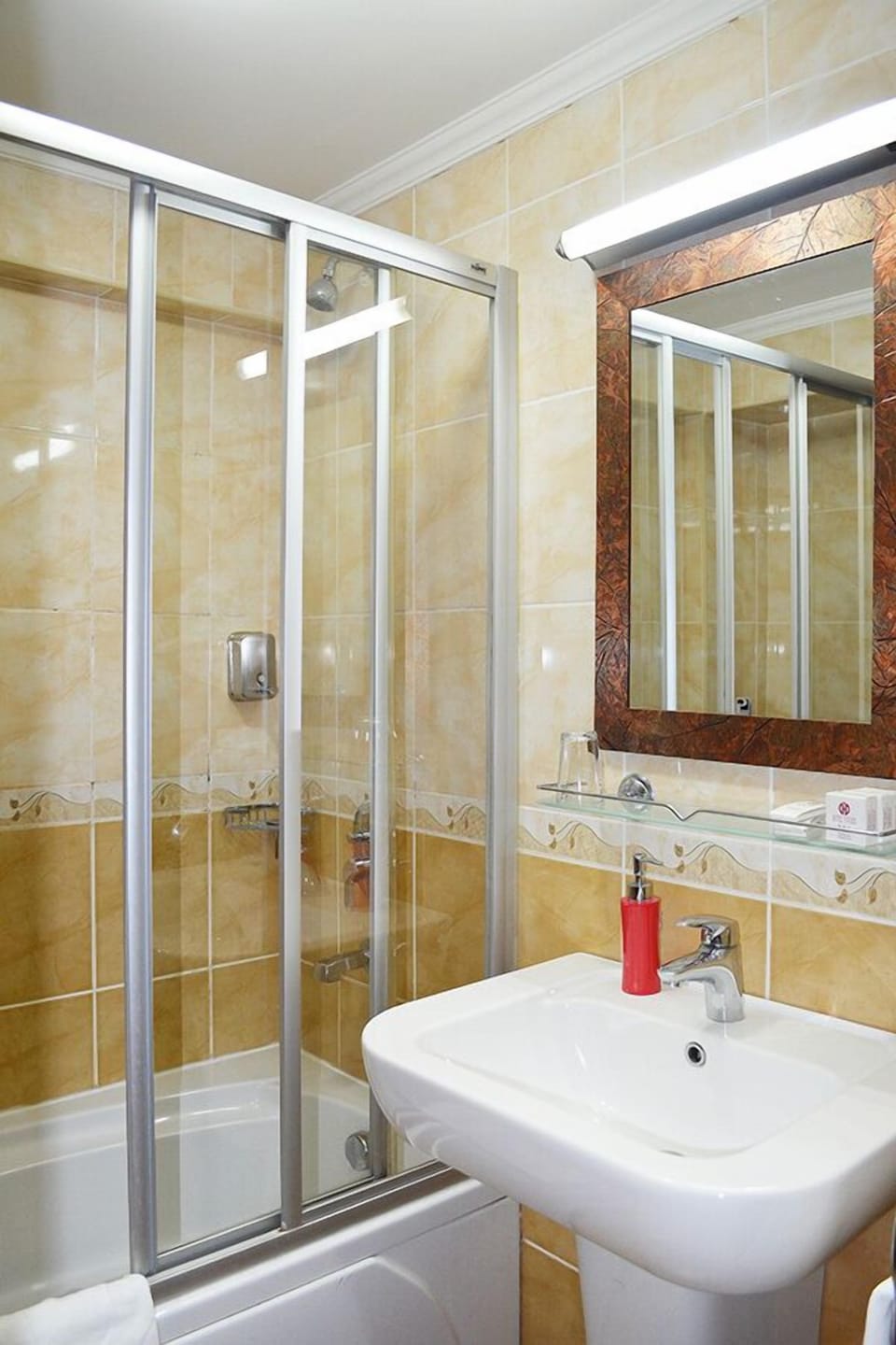 Shower, free toiletries, hair dryer, bathrobes