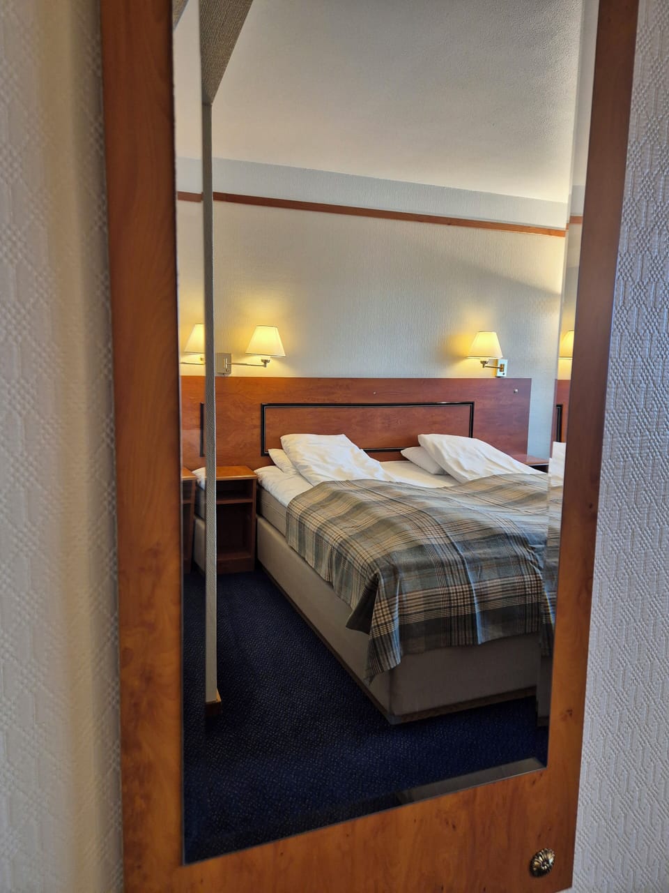 Double Room | Premium bedding, desk, laptop workspace, free WiFi