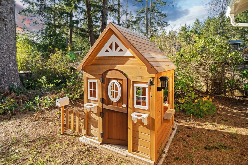 Childrens Playhouse