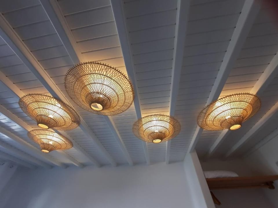 Deluxe Studio, 1 Bedroom, Non Smoking (11) | In-room safe, blackout drapes, iron/ironing board, free WiFi