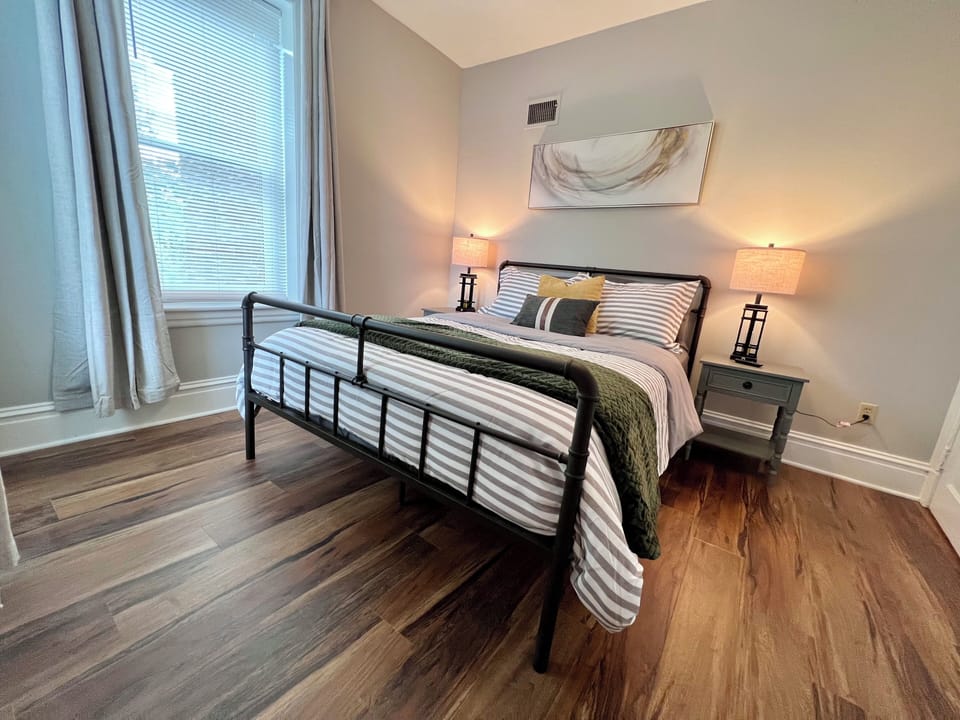 Bedroom 1 - Comfortable queen sized plush bed with Roku TV/Hulu/Netflix