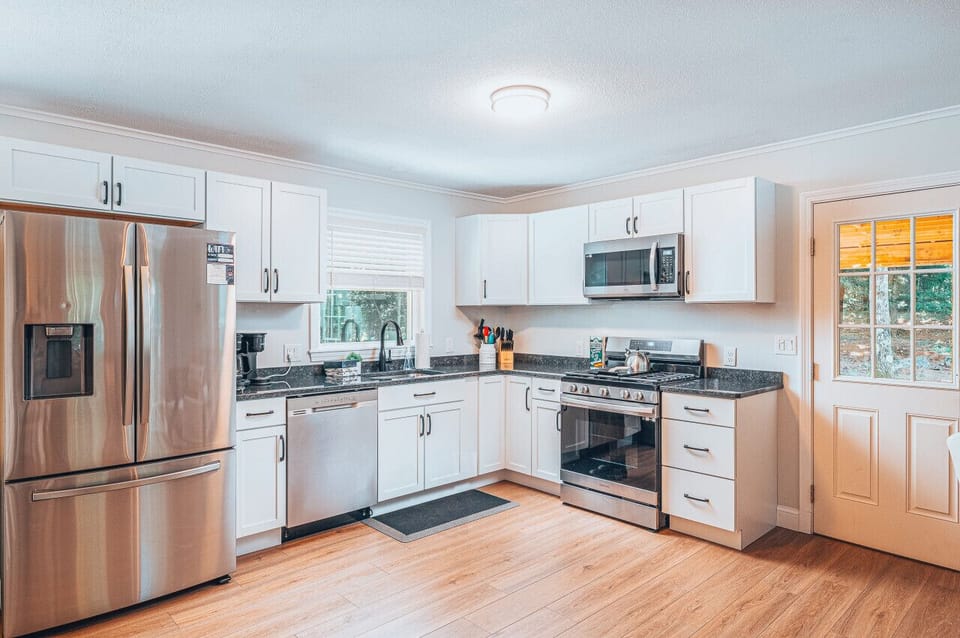 Cook with ease in our fully equipped kitchen.