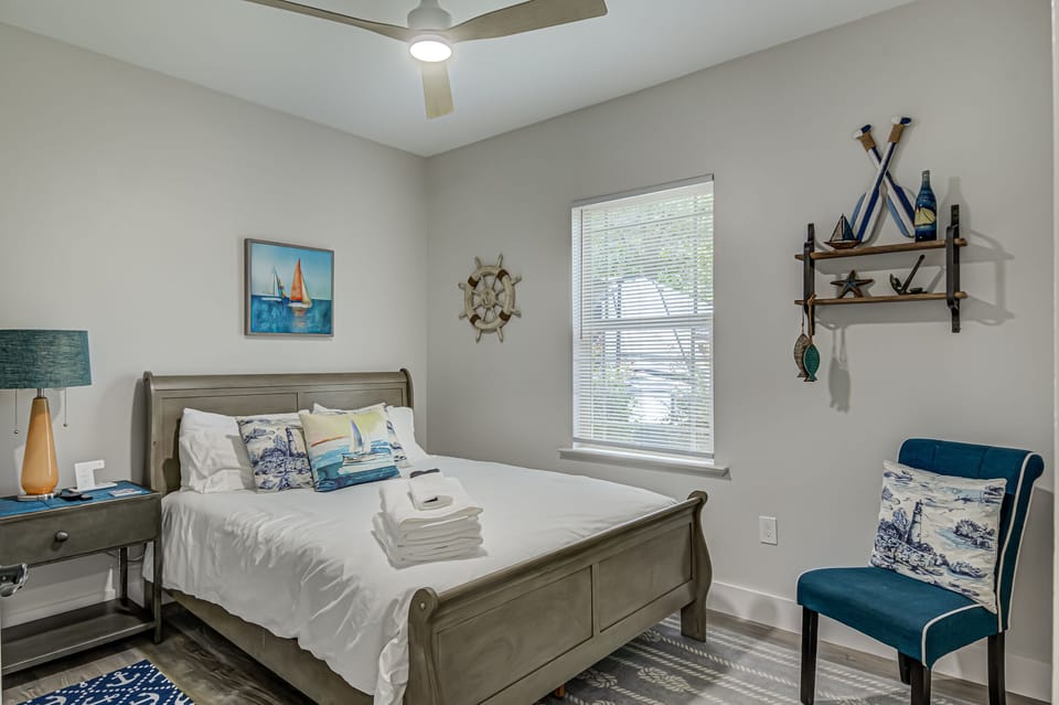 Ahoy Mate-Queen Room