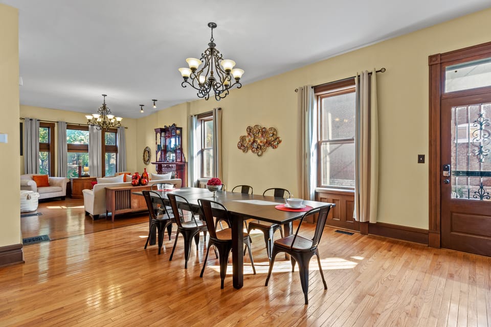 Dining Room — The Marquis Manor vacation rental in St. Louis.