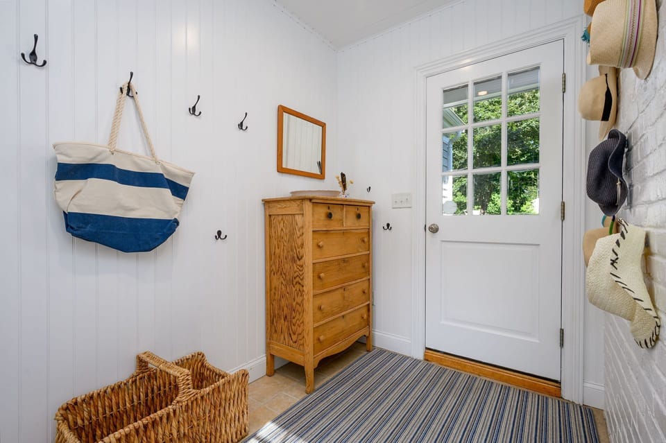 Entry way