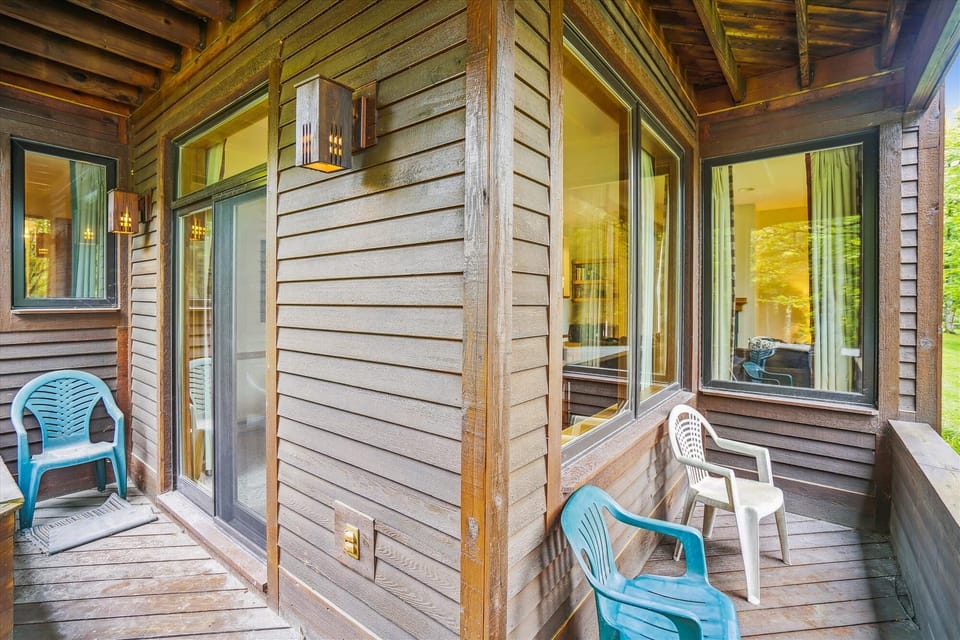 Enjoy access to your deck during any season.