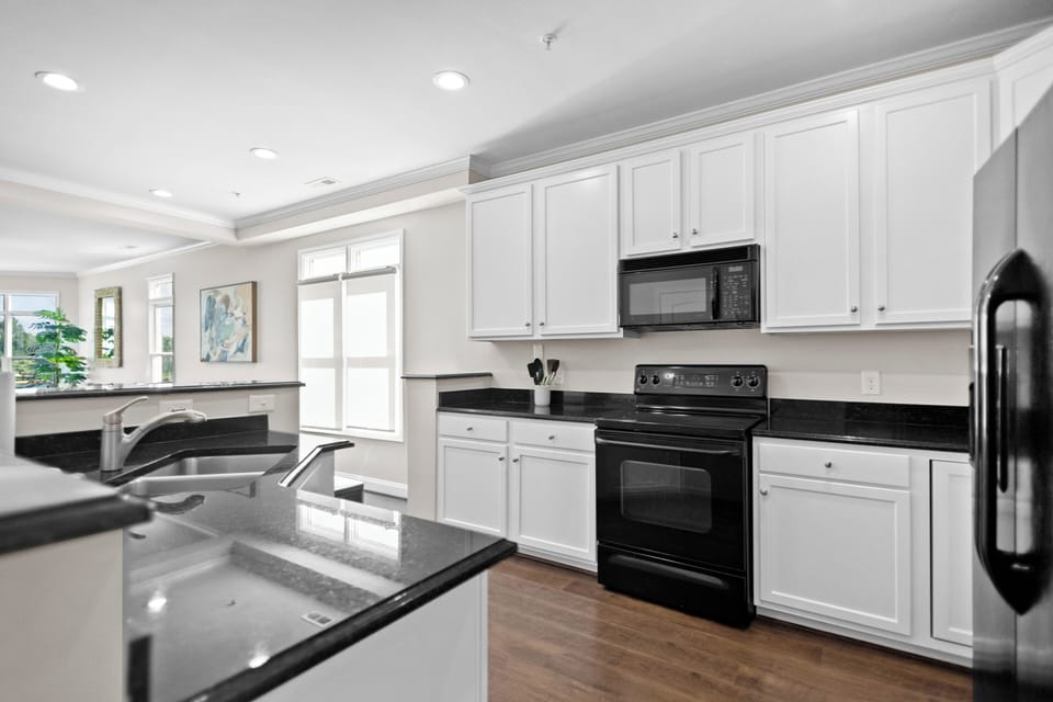 Large updated, stocked kitchen.