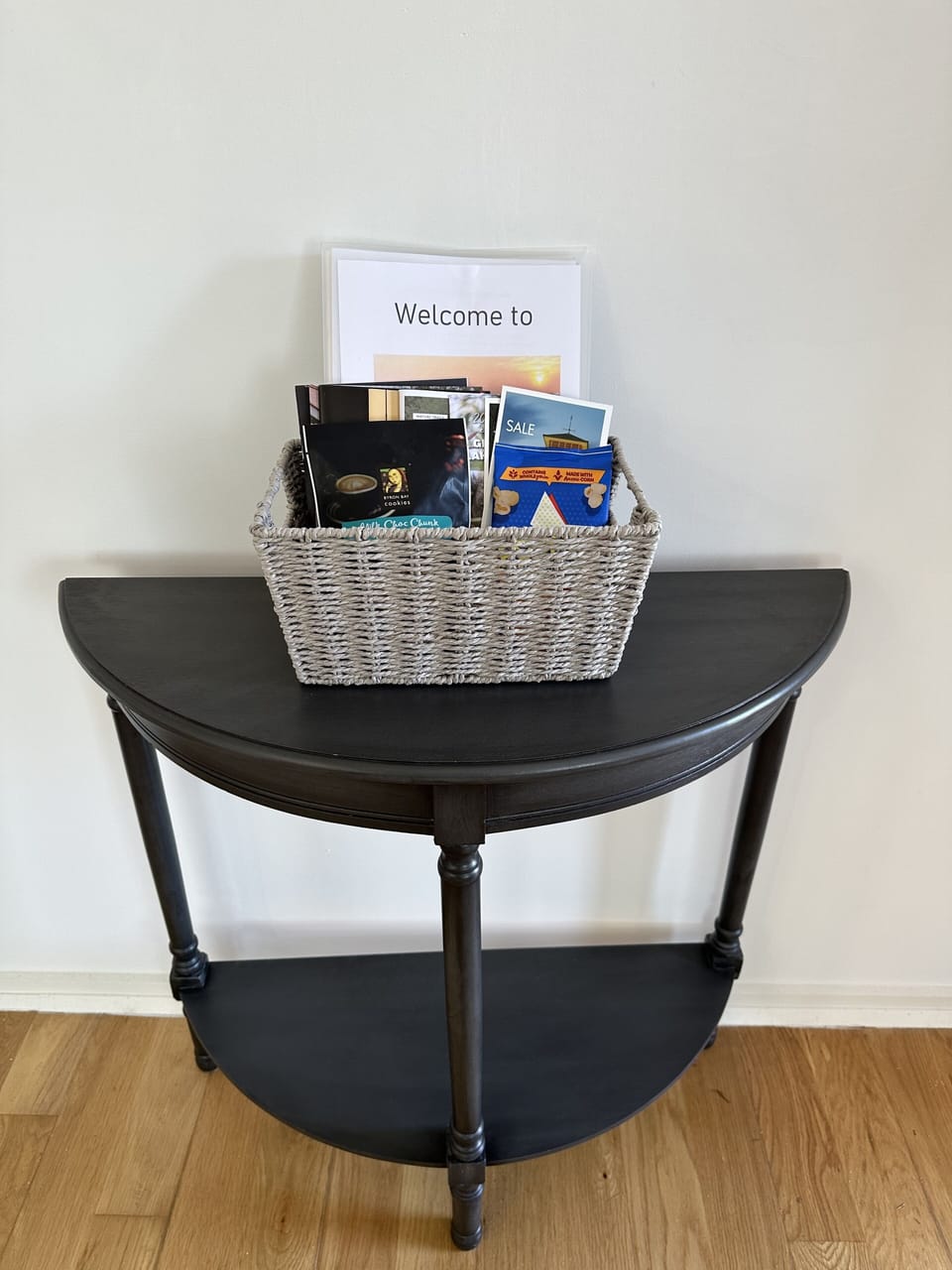 Welcome basket in entry 