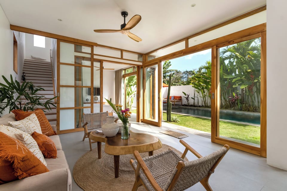 Villa | Living area | Flat-screen TV