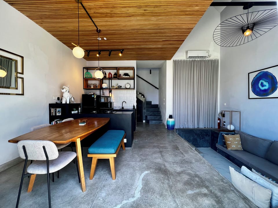 Deluxe Villa, 2 Bedrooms, Balcony, Pool View | Living area | 32-inch TV with digital channels, offices