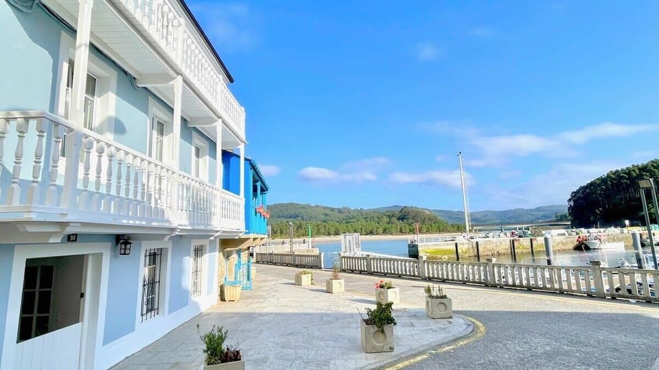 property entrance, exterior, sea view