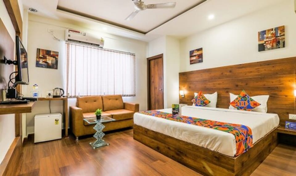 Deluxe Room | Egyptian cotton sheets, premium bedding, in-room safe, free WiFi
