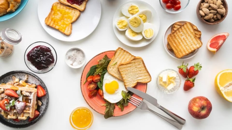Daily continental breakfast for a fee