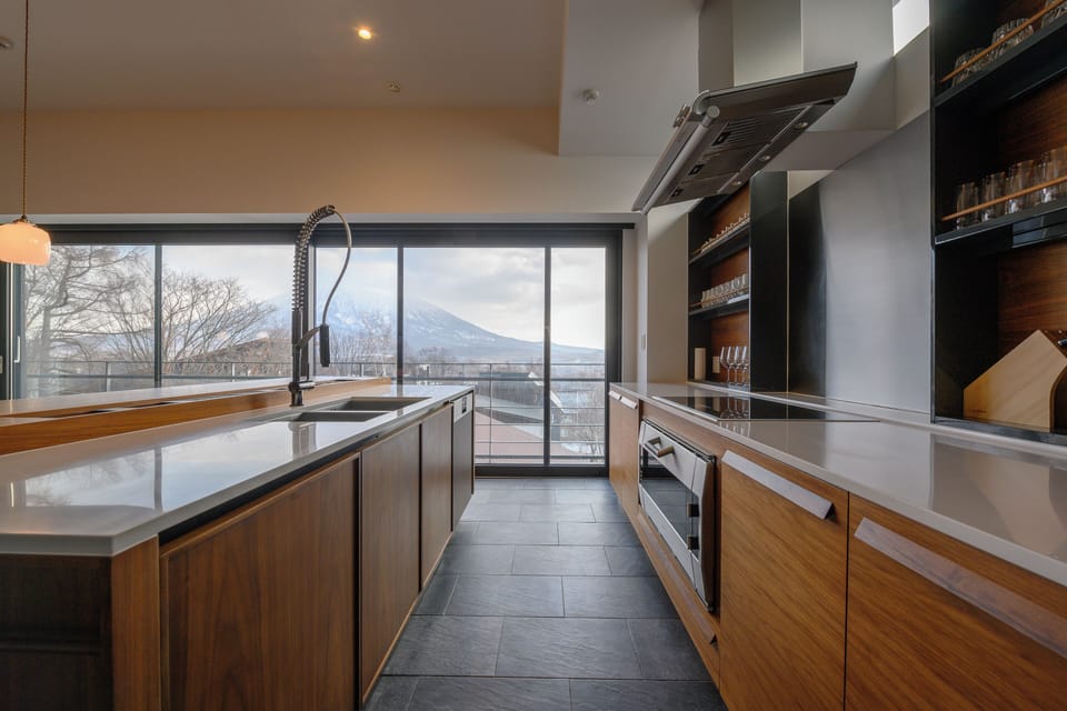 Sekka Sekka 5 Bedroom Chalet | Private kitchen | Fridge, microwave, oven, stovetop