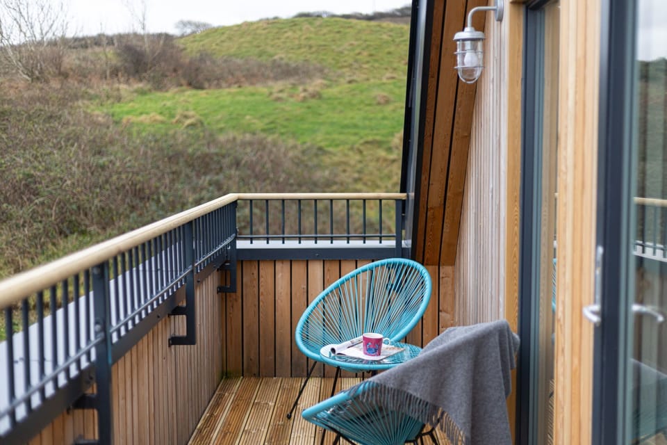 Balcony from bedroom 3 with bistro set, countryside views - 7 The Vista, Willingcott