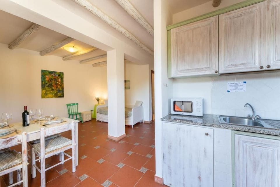 Apartment, 1 Bedroom, Balcony | Interior