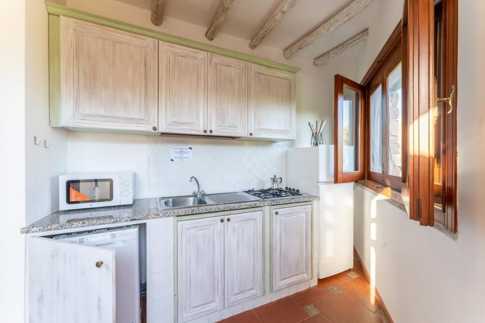 Apartment, 1 Bedroom, Balcony | Private kitchen