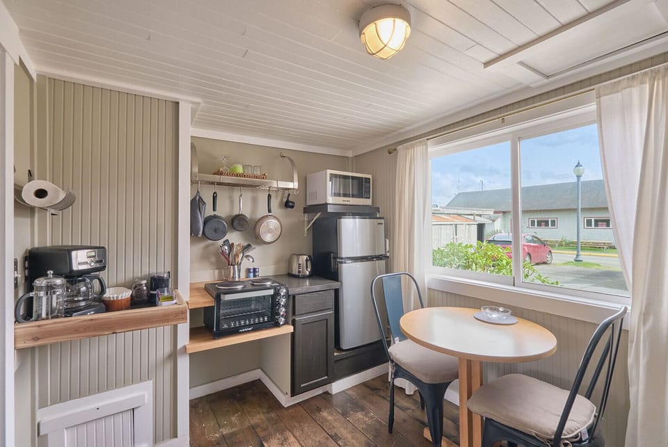All the essential amenities like dishes, a coffee maker, coffee grinder, and pots and pans are at you reach.
