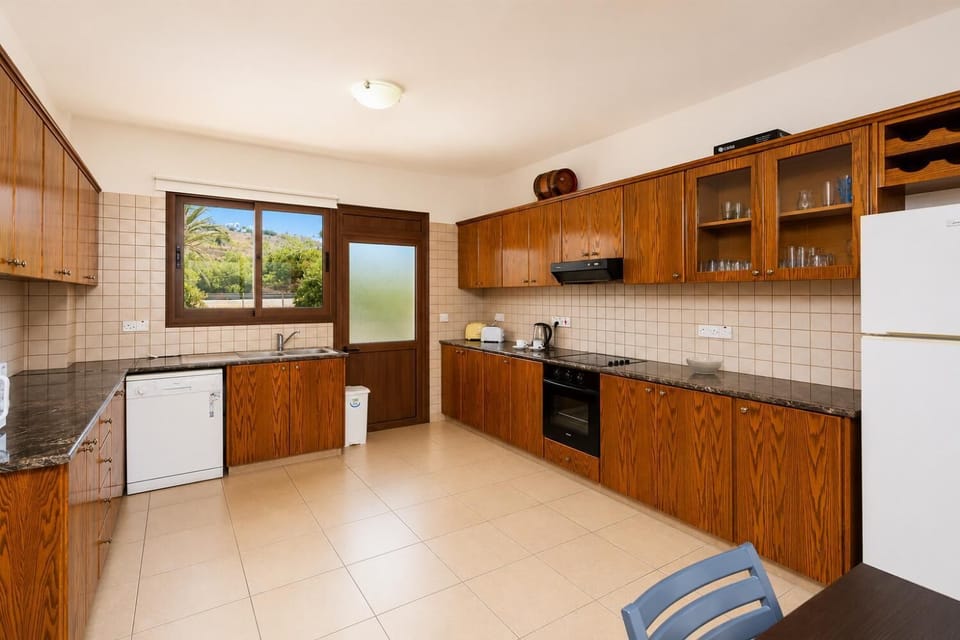 Equipped kitchen