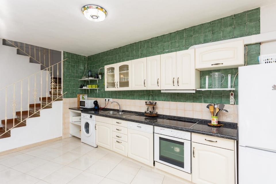 Equipped kitchen