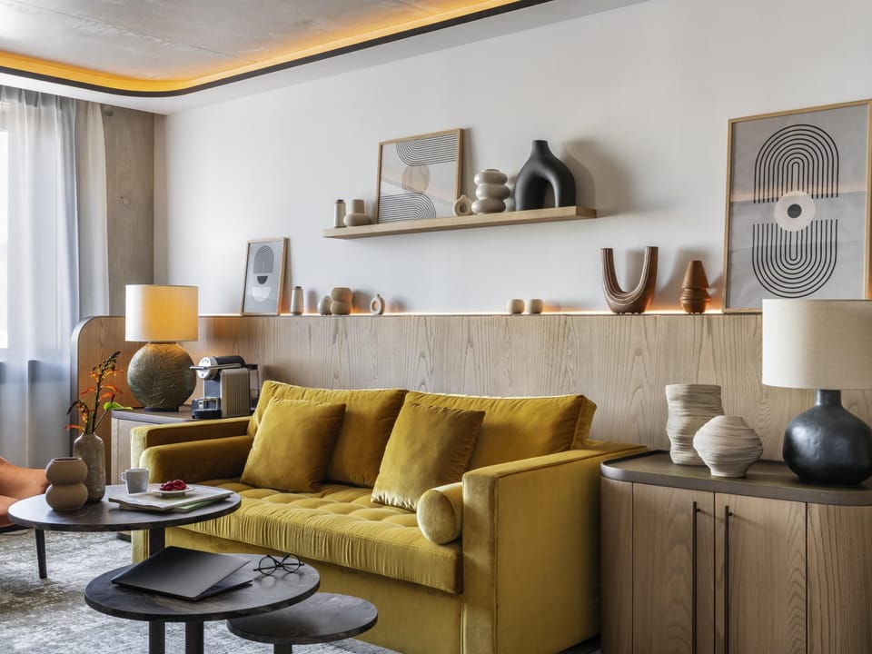 Premium bedding, pillowtop beds, in-room safe, desk