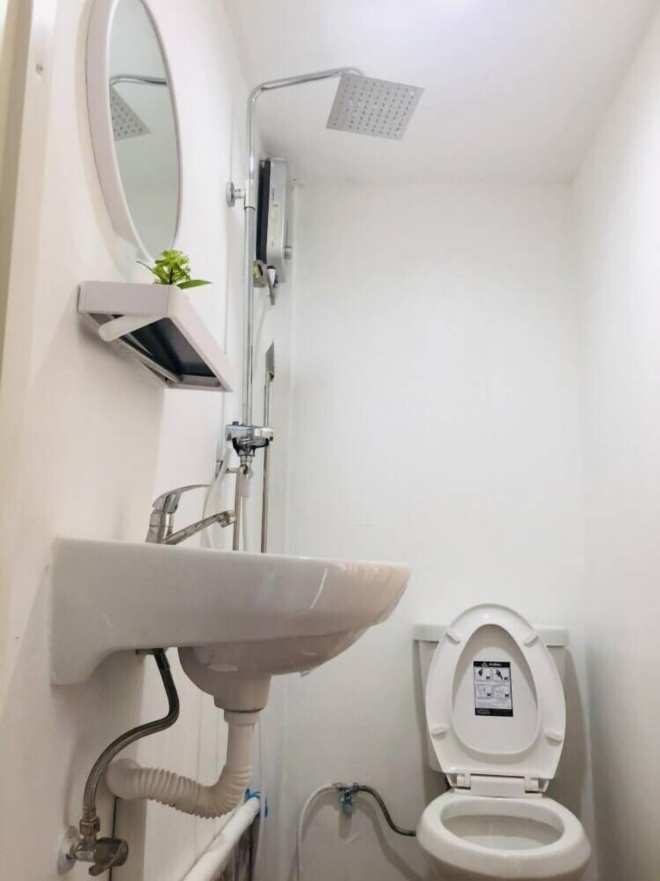 Standard Double Room | Bathroom