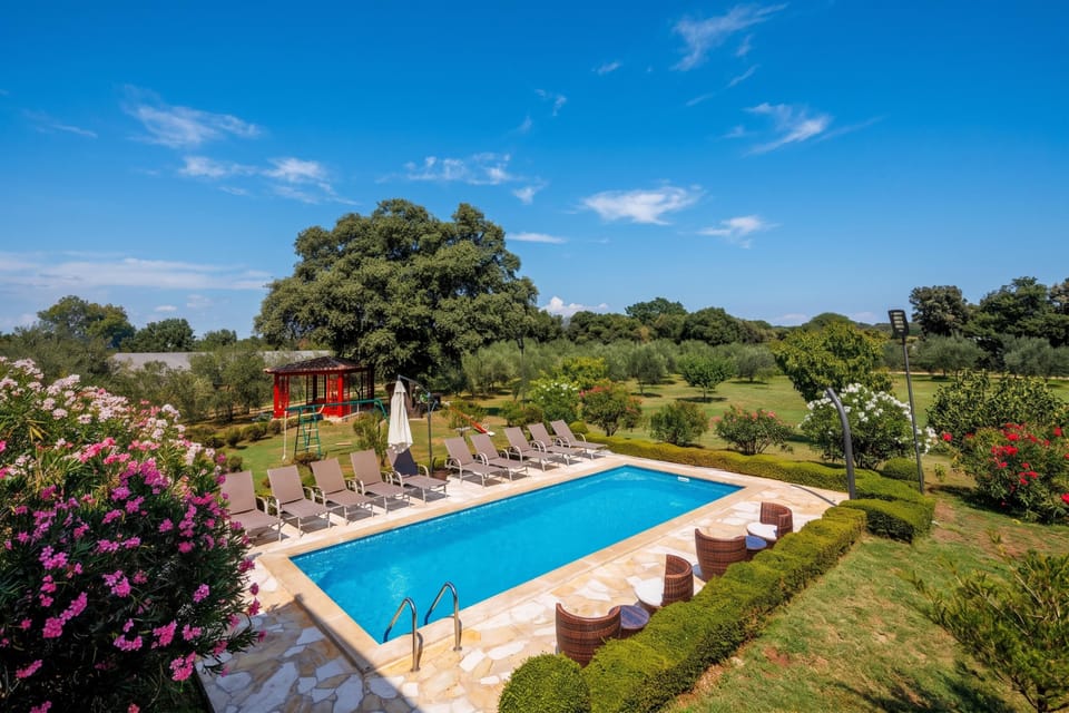 Private Pool