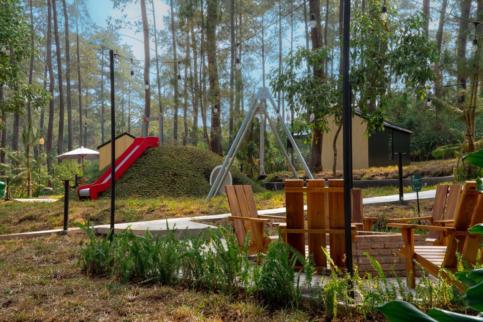 Bobocabin Cikole Hotel in Lembang