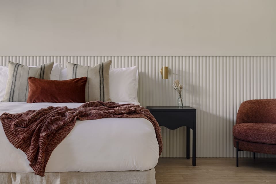 Premium bedding, pillowtop beds, WiFi (free), bed sheets