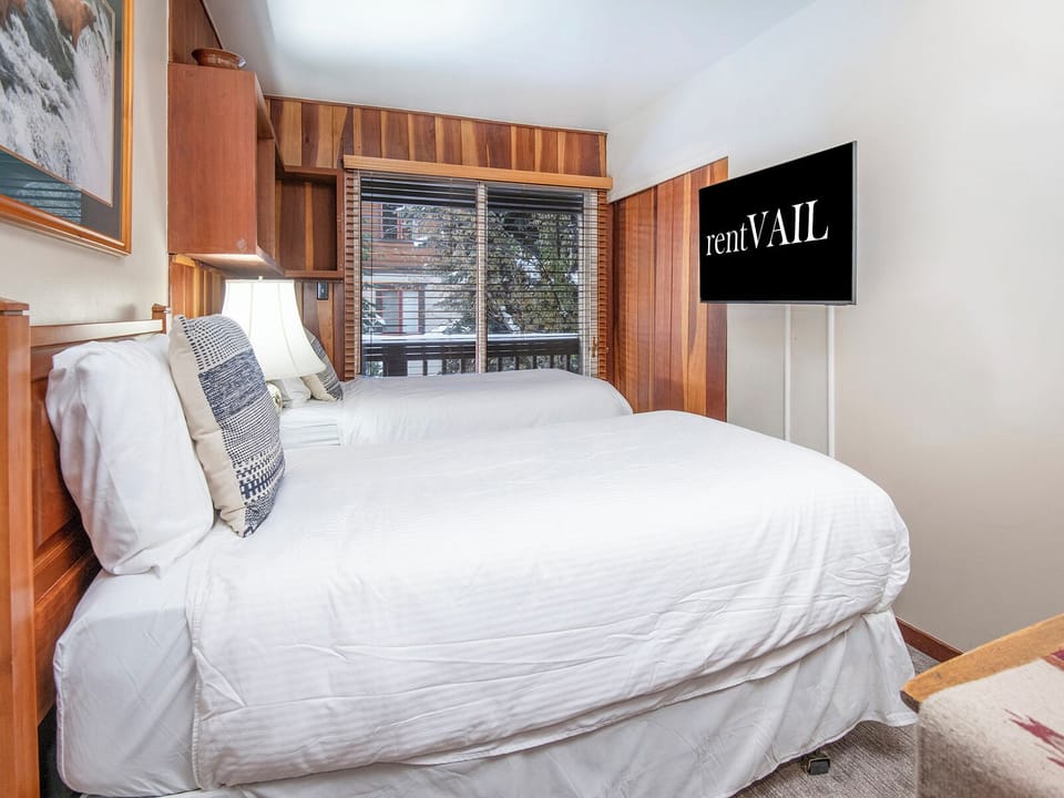 Bedroom 4 w/ Twin Beds