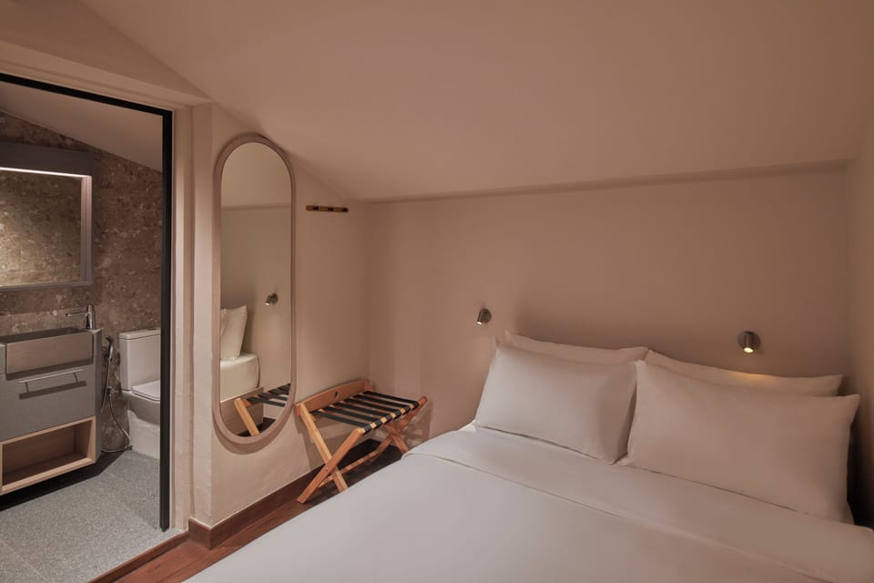 Hideaway Room (No Windows, No Lift Access) | In-room safe, desk, WiFi (free), bed sheets