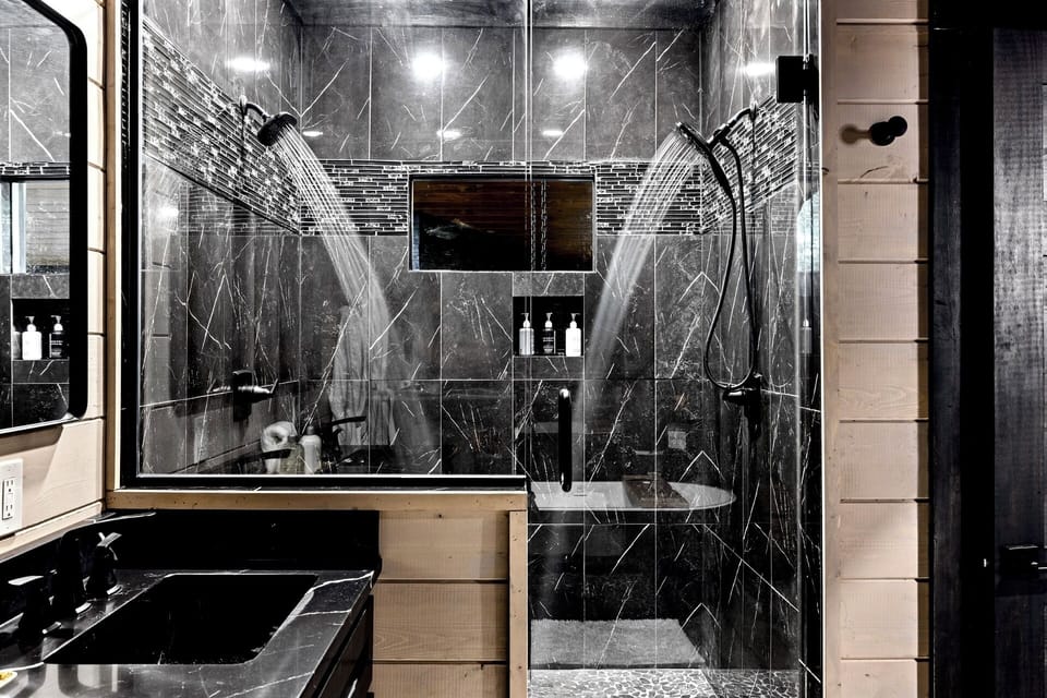 Dual shower heads