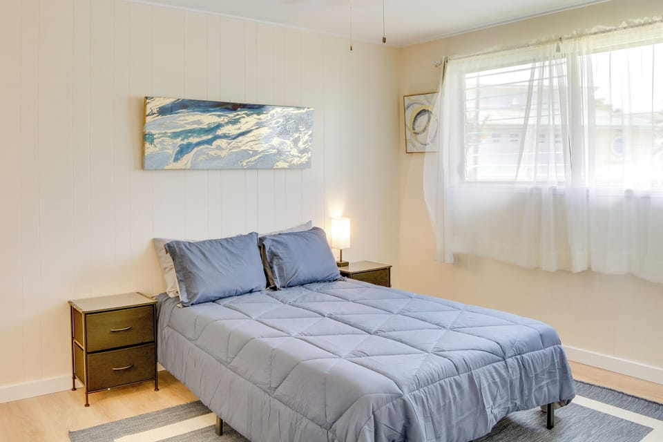Bedroom 1 | Full Bed | Linens Provided