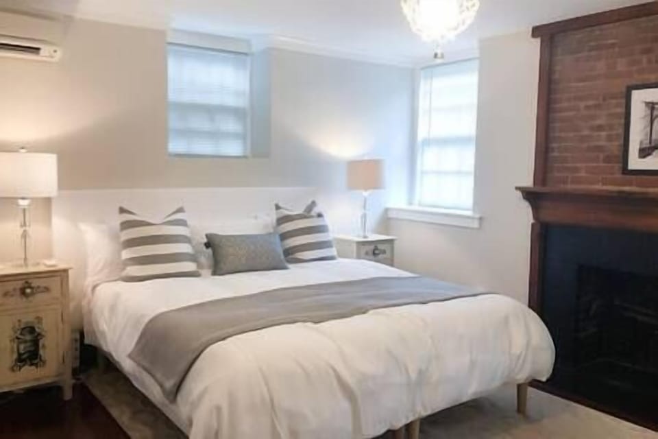 Enjoy your sleep in this King sized bed in the master bedroom
