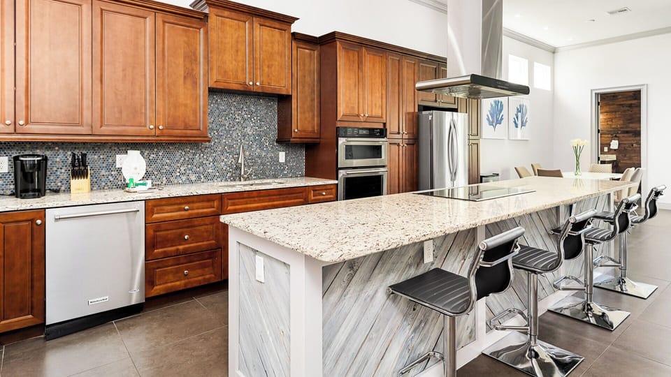 Spacious Kitchen