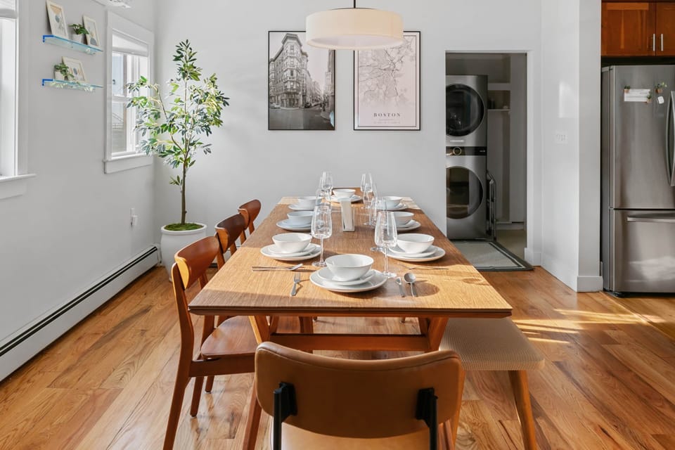 Dining (1)