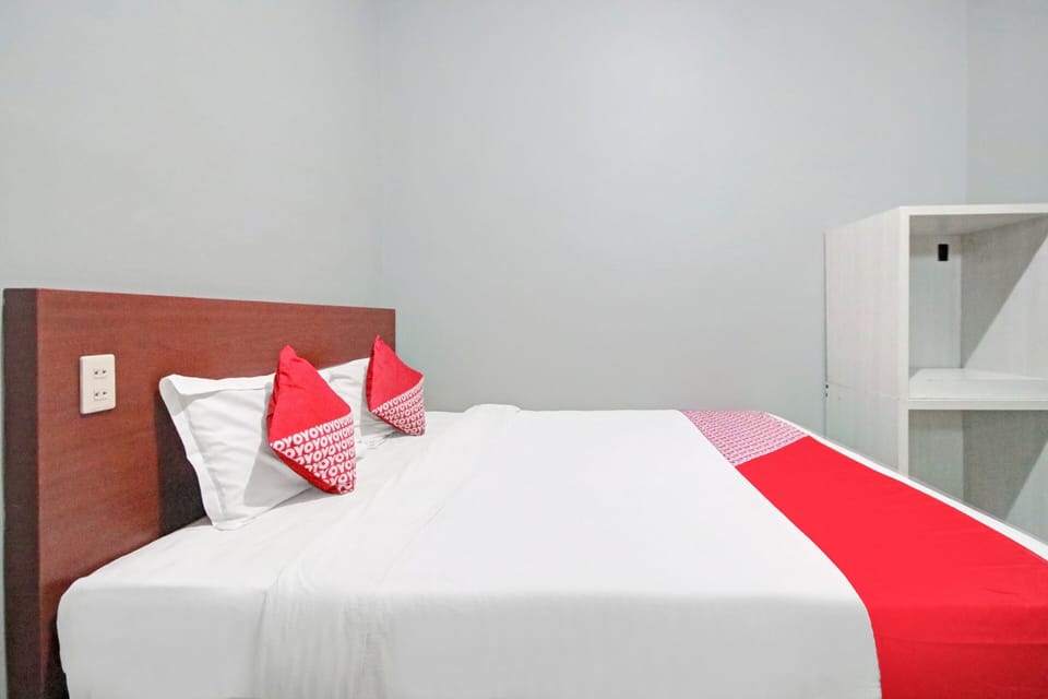 Standard Double Room | Laptop workspace, WiFi (free), bed sheets